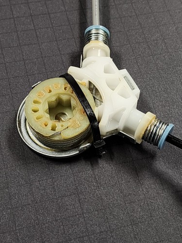 Acura TL Driver Side Left Front Window Regulator OEM Genuine 1999-2003 - Picture 4 of 5