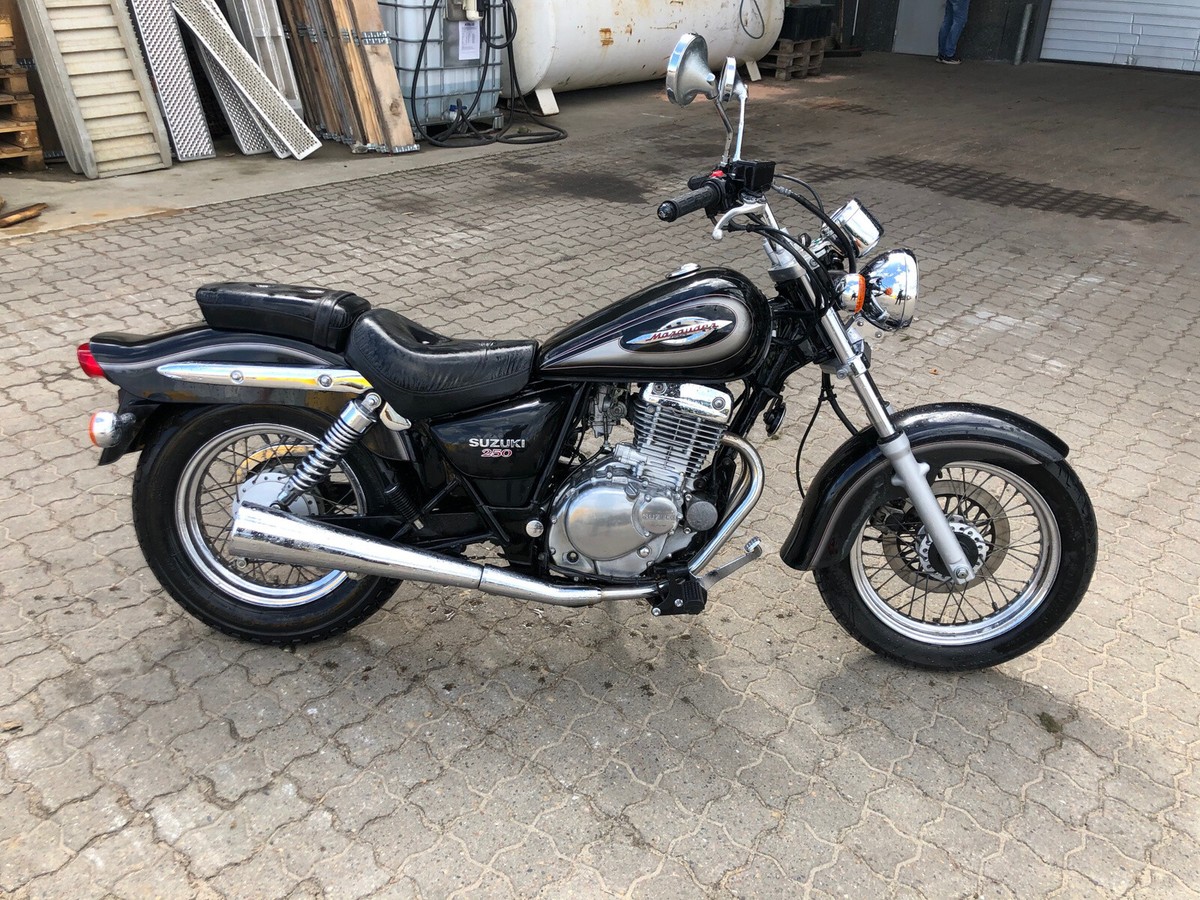 Suzuki gz250 marauder