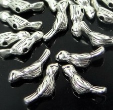 25 Antique Silver Pewter Tiny Fly 3-D Bird Sparrow Beads 11x4mm