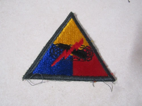 MILITARY PATCH OLDER WW2 ERA ARMORED DIVISION PLAIN #5