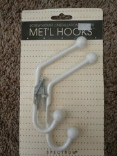 2 NEW SPECTRUM WHITE SCREW MOUNT HAT TOWEL DO...