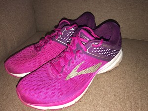 brooks women's ravenna 9 running shoes