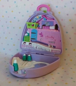 1996 Polly Pocket Vintage Bluebird Toys Snow Mountain