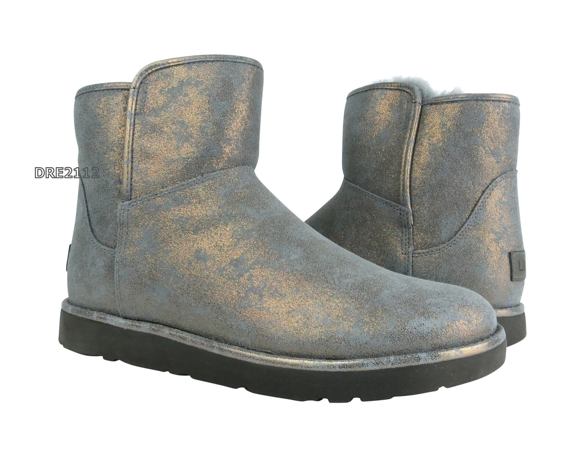 Ugg hotsell mini stardust