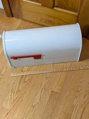 Gibraltar Industries E16Elite Large White Curbside Mailbox with Red Flag - Image 1 of 4