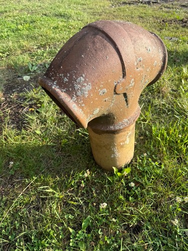 Brown Clay Chimney Pipe Vent for Chimney Application, Unbranded Style