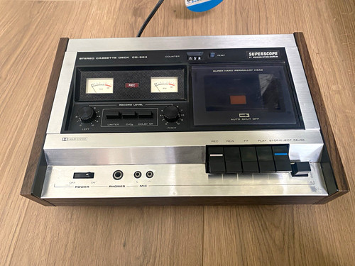 Superscope by Marantz CD-304 Stereo Cassette Deck Woodgrain Case Cabinet
