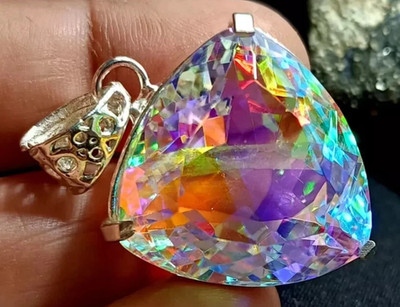 AAA+ Großer Mystic Topas 93,30 Ct. Trillion Cut 925 Silber Anhänger...