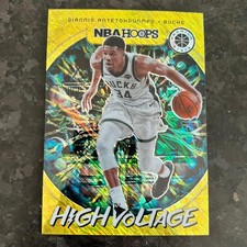 2019-20 Hoops Premium Stock High Voltage Shimmer #11 Giannis Antetokounmpo Bucks