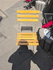 60 Klappst&uuml;hle, Echtholz mit Metall, Stck. 15,00 &euro;