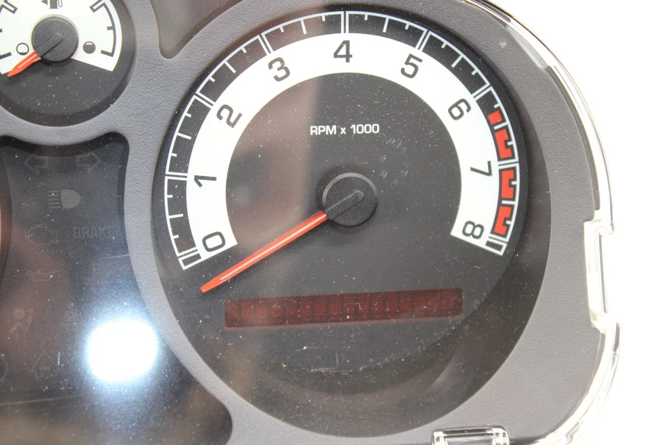 Grupo de velocímetro Saturn Sky Red Line 2007-2010 103 k 15918804 OEM KL110 Foto 2 de 4