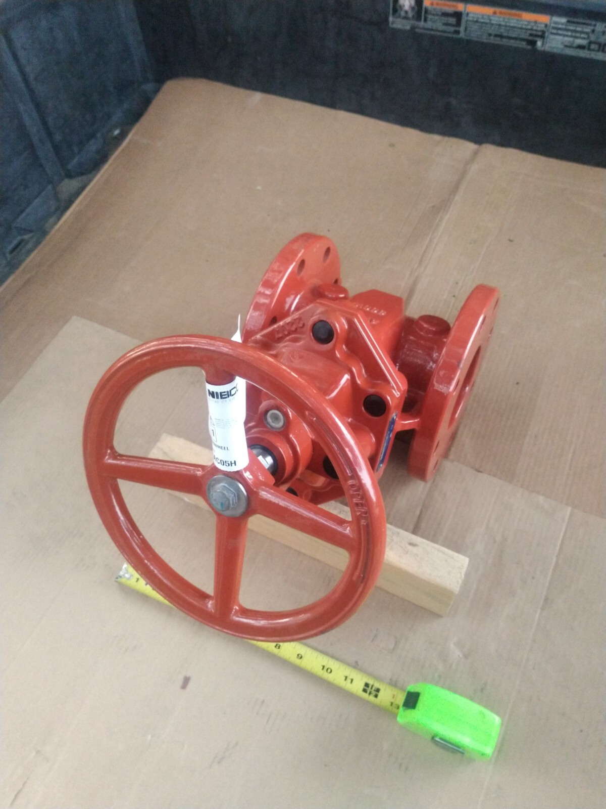1) **New** "Nibco" F-619-RWS-HW, Gate Valve, Class 125, 4" Flange. **Cheap**