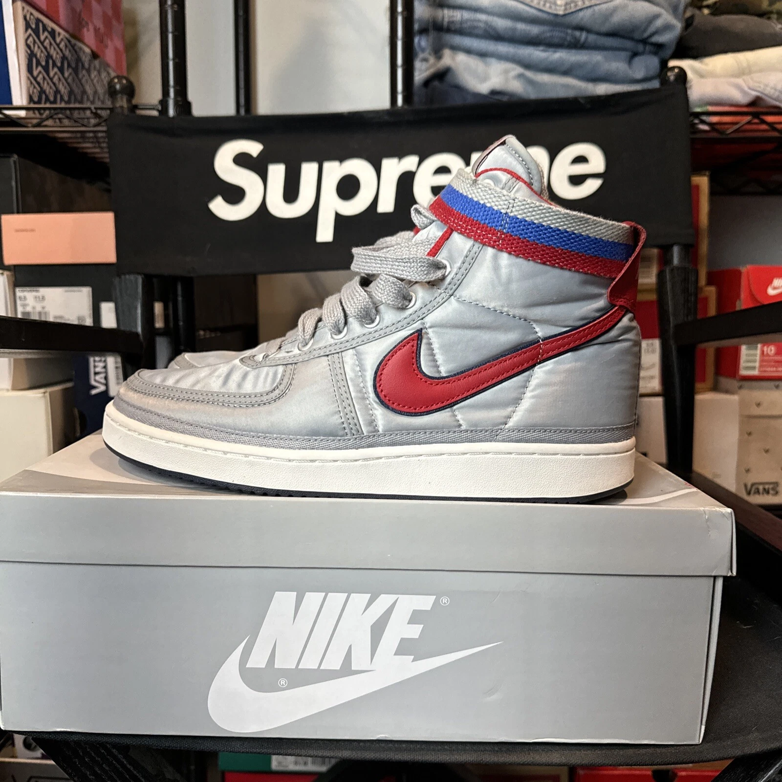 Taille 9,5   Nike Vandal Supreme QS High OG