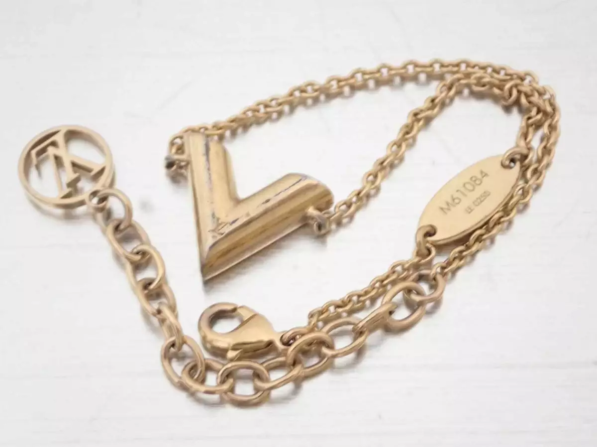 Louis Vuitton LV & V Red Heart Charm Gold Tone Necklace Louis