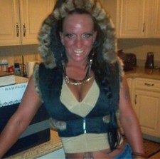 Guess Fur Trimmed Hooded Medium Puffer Vest