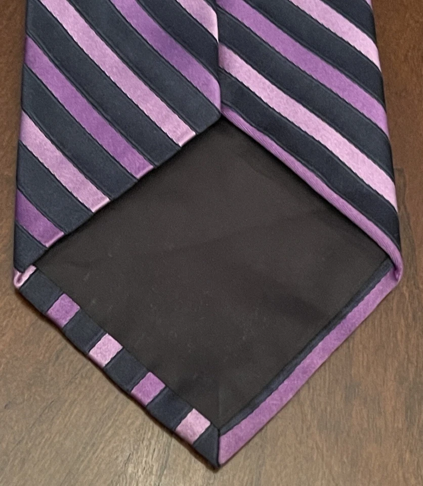 Corbata de cuello Merona púrpura 100 % seda para hombre hecha en China Foto 2 de 4