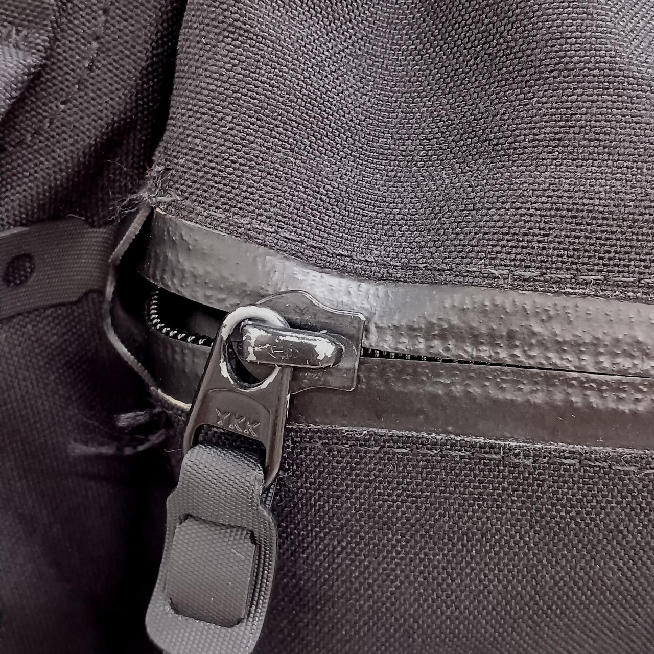 Backpack Model SHADOW22 BLACK EMBER - image 3