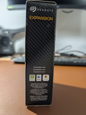 NEW 4TB Seagate Expansion STKM4000400 external hard drive PC MAC