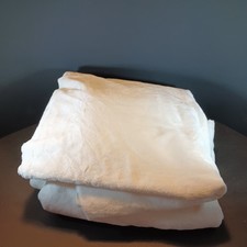 2 Pieces White Plush Faux Fur Fabric 94" wide 31" 20" Polyester