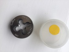 Image of PRESTO BRANDED 12MM X 11/2 OD 1.75 PITCH HSS SPLIT CIRCULAR DIE