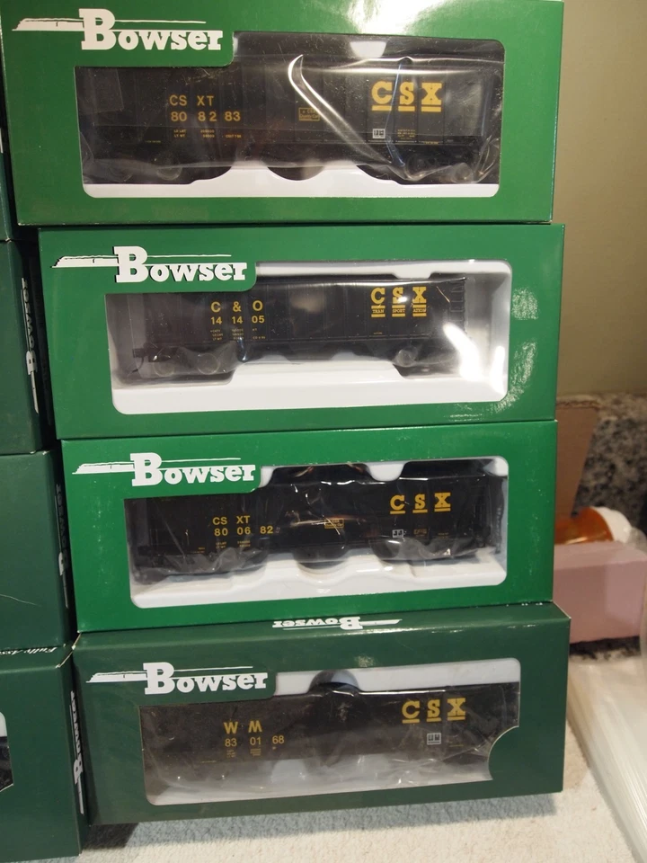 BOWSER H.O. CSXT 100ton HOPPER CARS (POST CHESSIE) LOT OF 30 DIFF.NUMBERS - Image 3 of 4