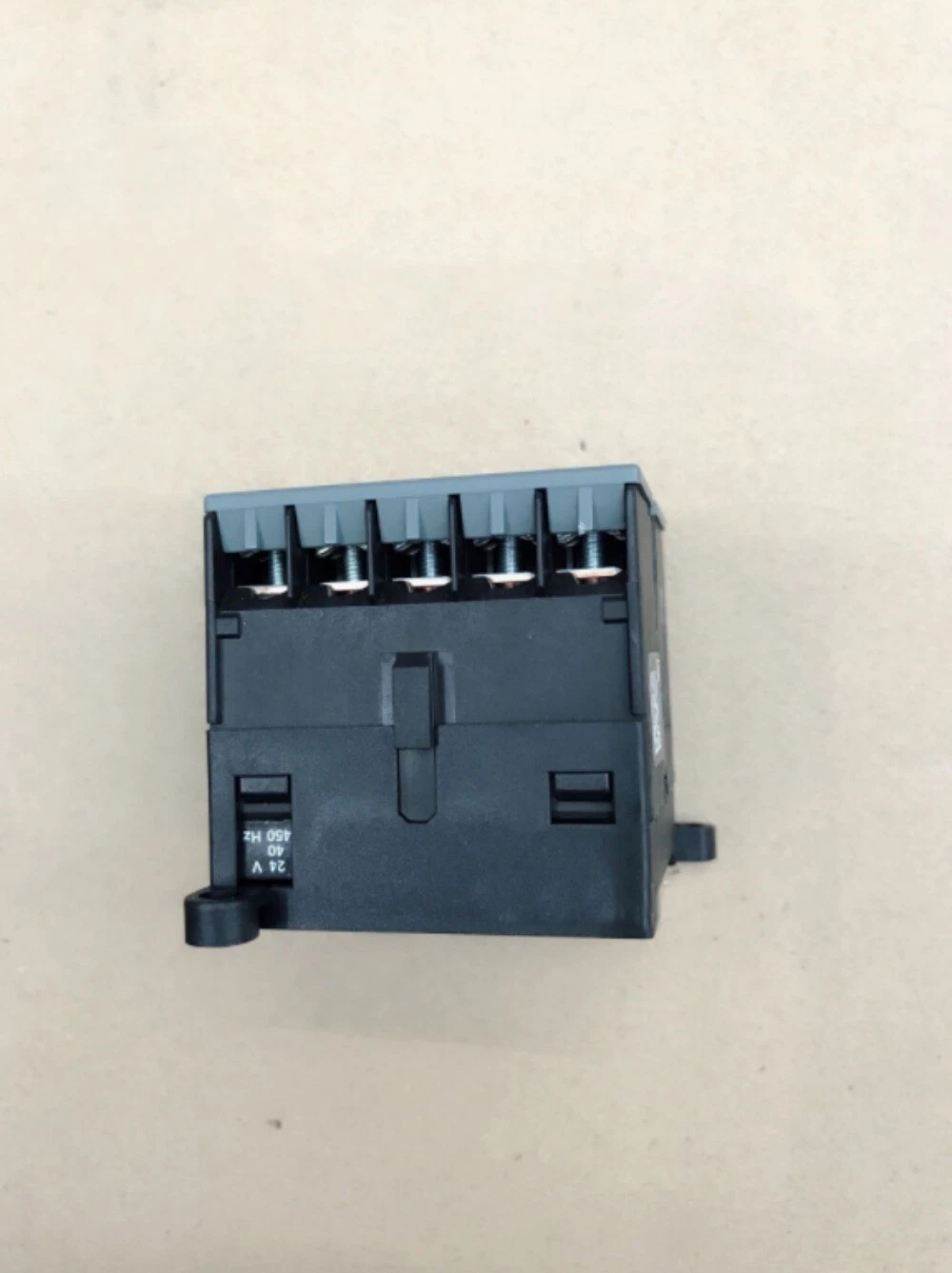 1PC New Brand ABB B6-30-01 220V Contactor Fast delivery US Free TAX - thumbnail 4