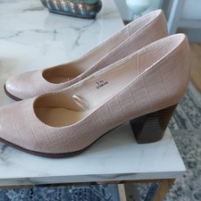 Marks and Spencer Ladies Nude Standard Fit Shoes Size 5.5 UK/39EU rrp £49