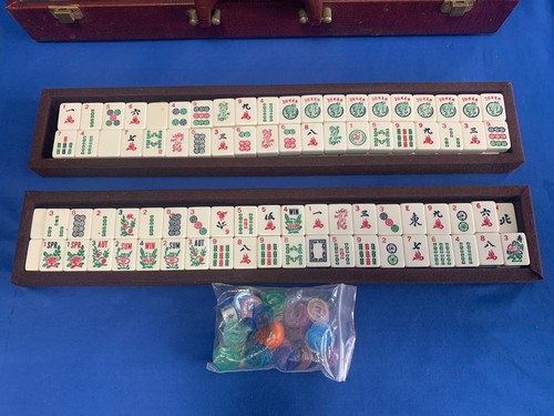 VTG MAH JONGG 161 TILES 5 RACKS ORG. CASE DIRECTION/HINT BOOK LEAGUE BOOKS - Picture 11 of 17