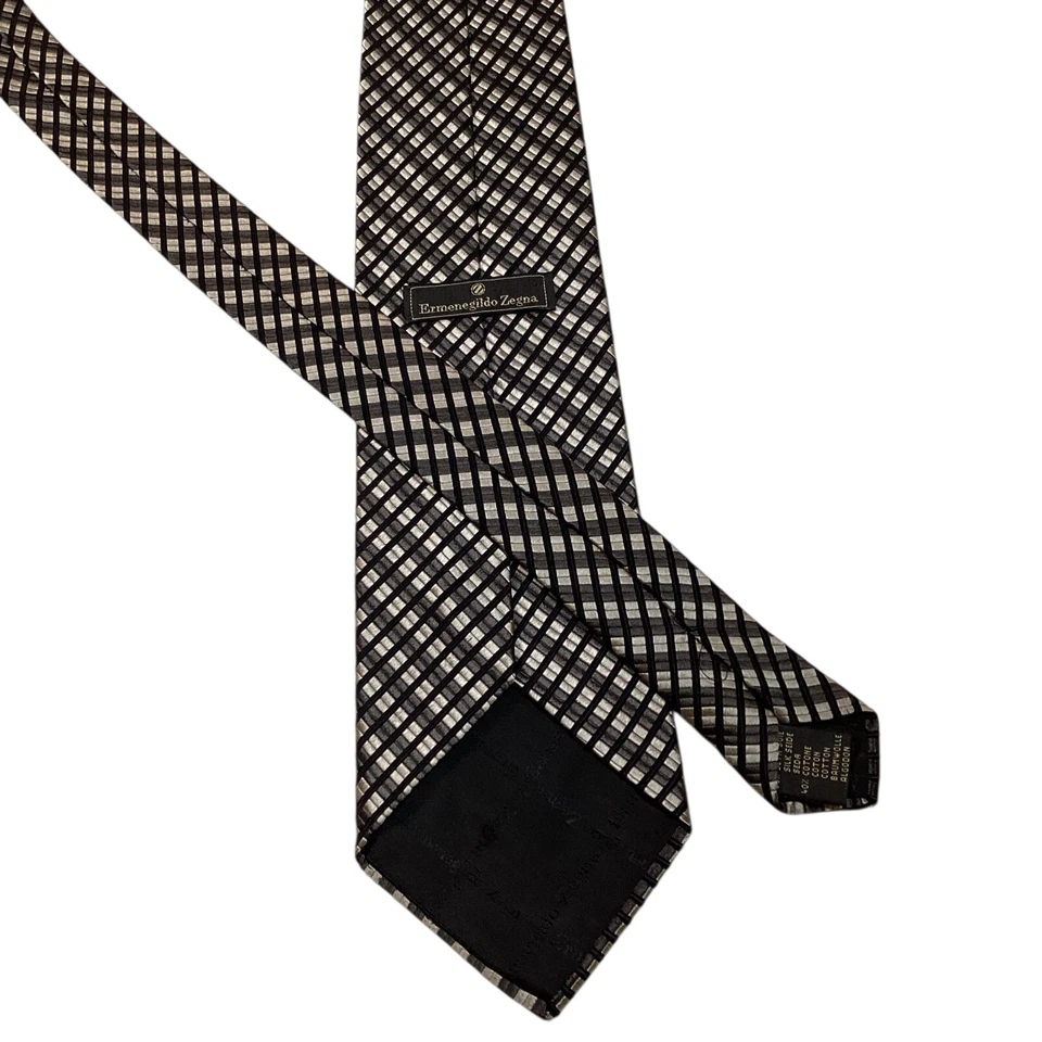Corbata de seda/algodón para hombre ERMENEGILDO ZEGNA ITALIA de lujo a cuadros gris/negro usada en excelente estado Foto 3 de 3