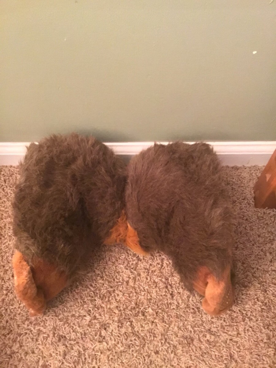 Vintage Big Foot Monster Plush Slippers Size Medium View 3
