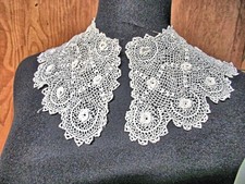 Vtg Lady's Dress Collar Wide Handmade Irish Lace 3-D Flower-Petals
