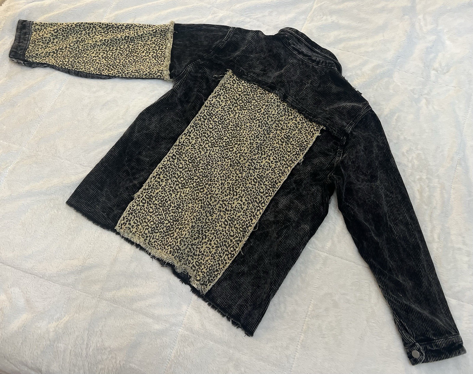 ⚡️ POL  Corduroy Patchwork Button Up Jacket - Leo… - image 6