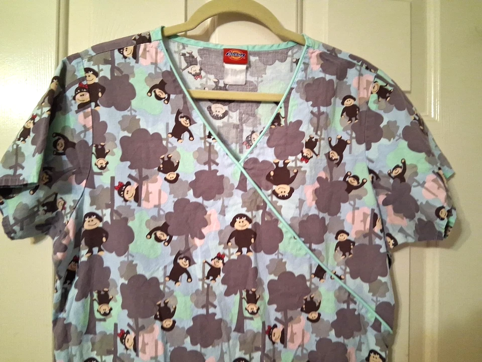 Blusa Médica DICKIES Para Mujer Talla L 100% Algodón Mono Cuello en V 2 Bolsillos Foto 2 de 4