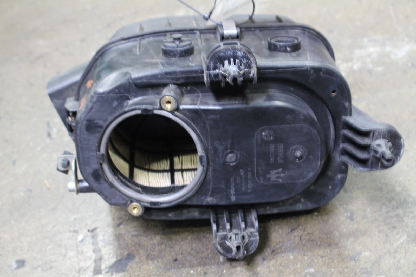 Maserati Ghibli, Quattroporte, RH, Right, Air Cleaner, Used, P/N 673007389