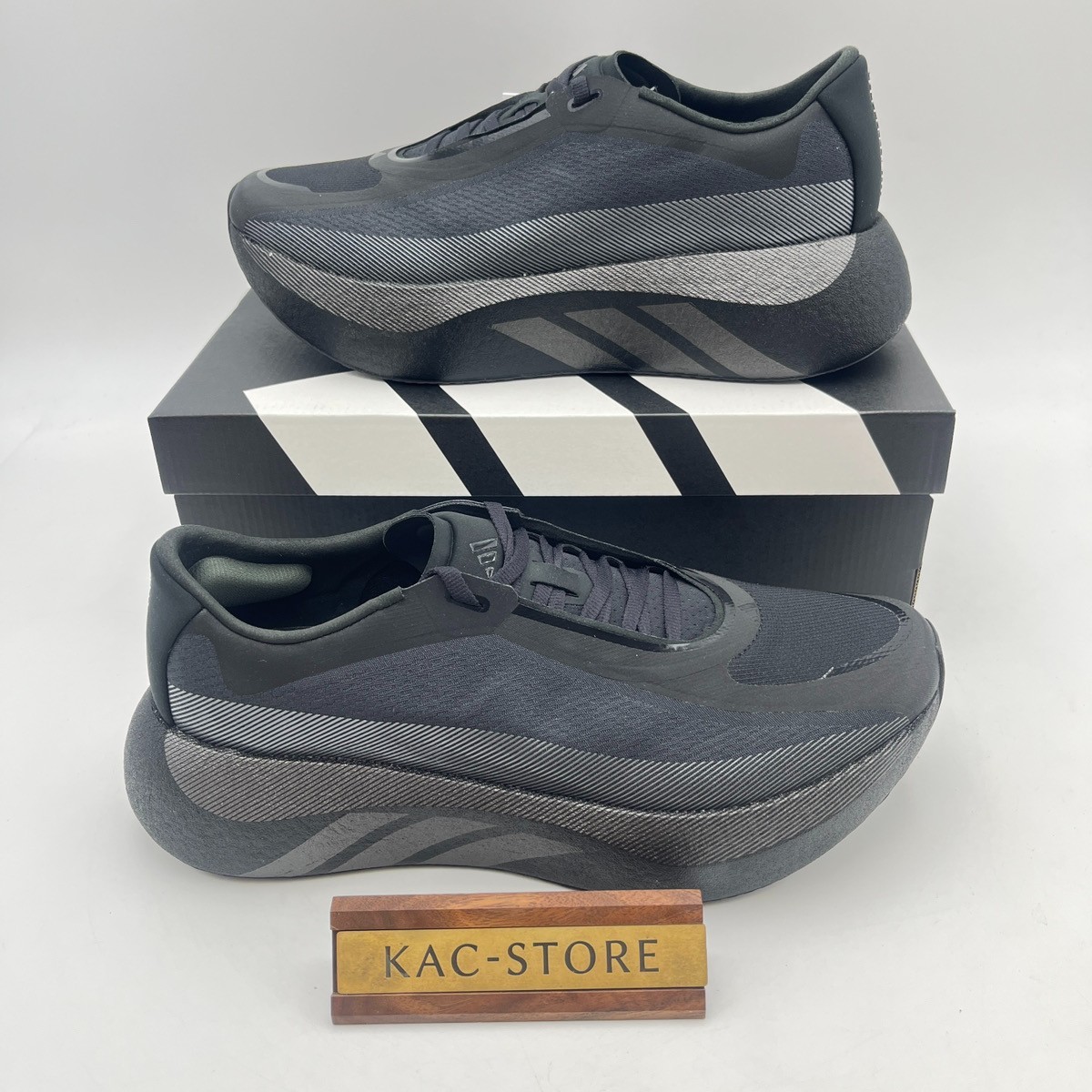 adidas HYPERBOOST EDGE KK0289 CBLACK/CARBON/CARBON Men's size NEW
