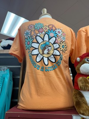 2026 NEW BUC-EE'S ''I DESERVE A LITTLE TREAT'' T-Shirt Buc ees ALL SIZES AVAILABLE