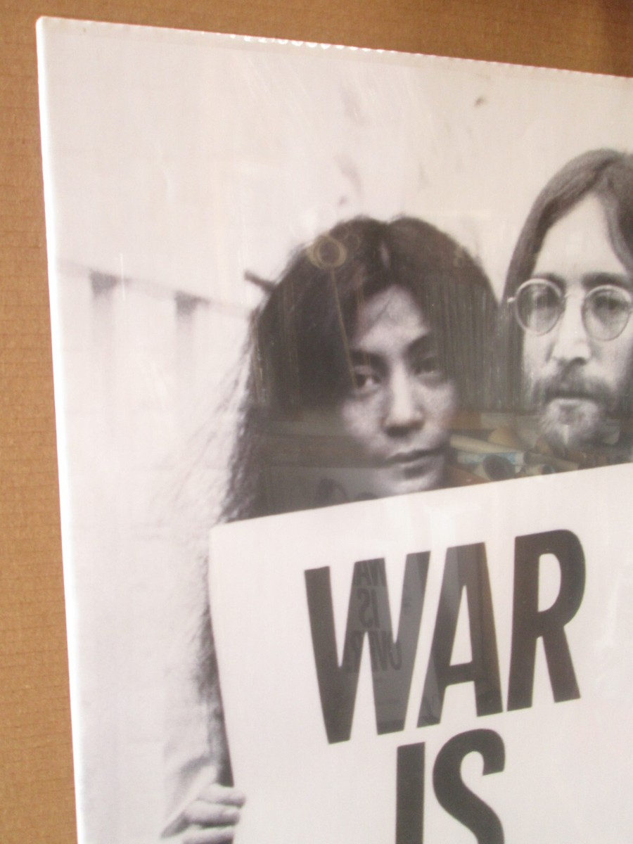 WAR IS OVER ジョンレノン ポスター額縁付オリジナルbeatlesレア John Lennon Yoko Ono music artist Beatles War is over poster 21189