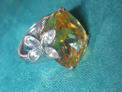 Kenneth Jay Lane KJL Adjustable Canary CZ Crystal Butterfly Flower Dinner Ring - Picture 4 of 11