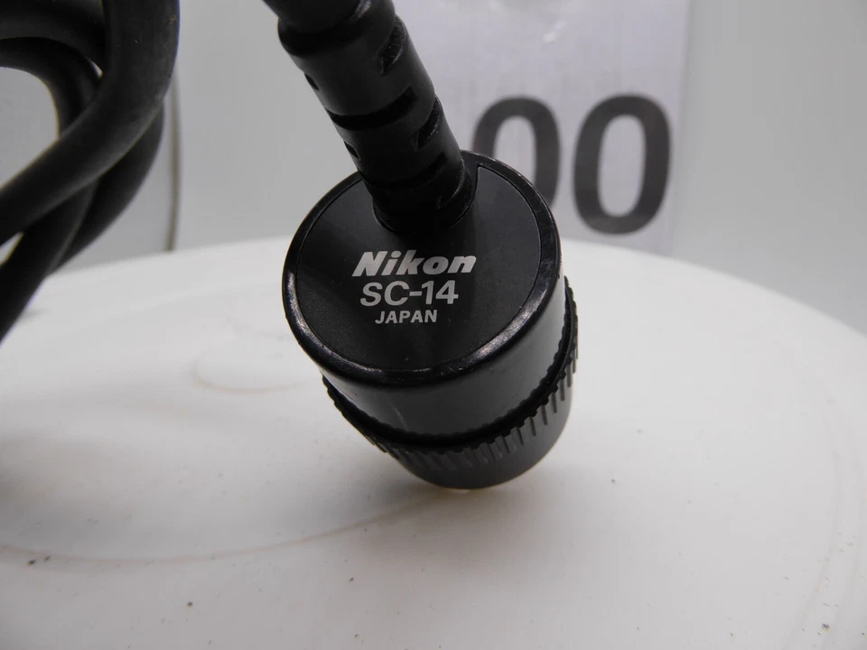 Nikon SC-14 TTL Remote Cord for SB12/SB16A/SB17 Speedlight Flashes - Image 2 of 2
