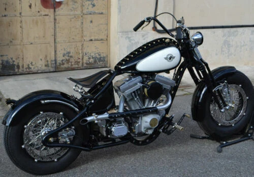 Motos, scooters et quads customs/cruiser