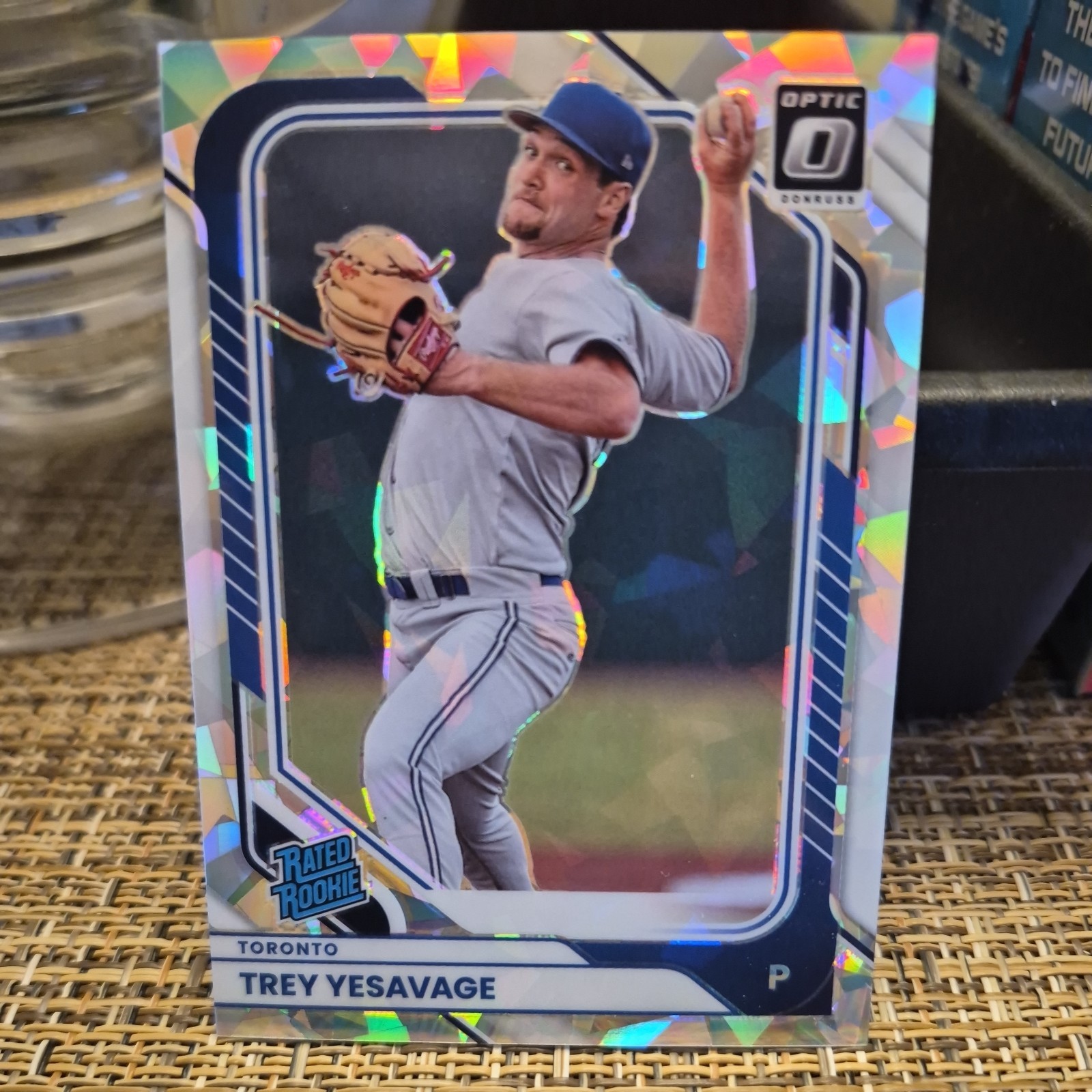 2026 Donruss Optic Rated Rookie Cracked Ice Prizm TREY YESAVAGE #37 /25 SSP