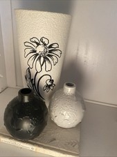 Set Of 2 Ceramic Bud Vases, Black & White Aesthetic, Modern, 11x9cm, Decor, Cute