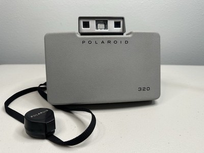 Polaroid Automatic 320 Land Camera w/ Flash Case & Accessories