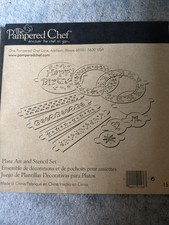 The Pampered Chef Piatto Arte e Stencil Set Buon Compleanno Design MPN 1536