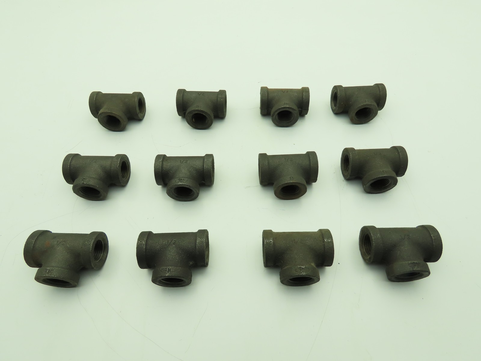 Anvil 1/2" FNPT Malleable Iron Black Pipe Fitting Tee  -Lot of 12