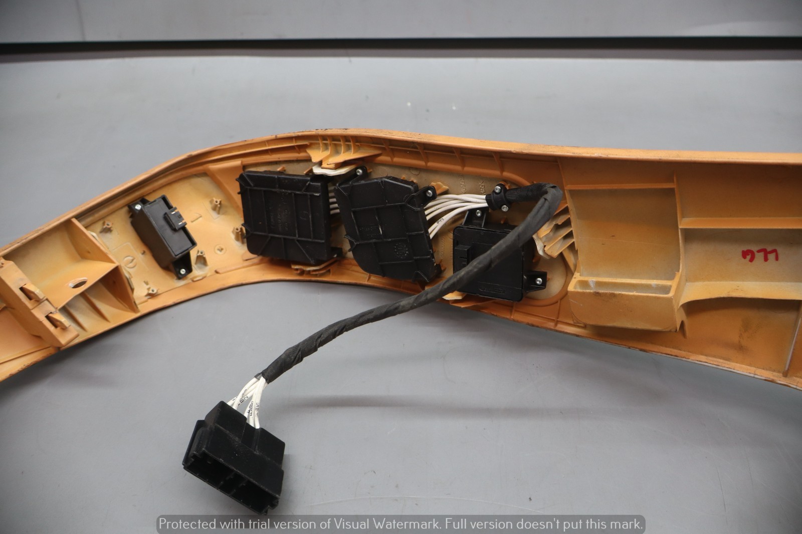 Maserati Quattroporte 2003-2013 Front Left Lower Trim cover