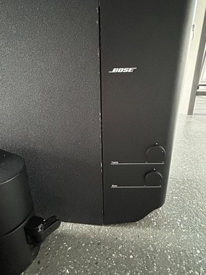 Bose Powered Acoustimass 9 Speaker System (Wires + Remote Included