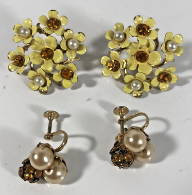 2 Pairs Vintage Triad Screw-on Earrings Yellow Flowers Gold Tone Orange White
