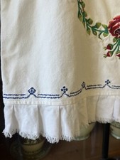 Necessary Objects Vintage Embroidered White Skirt Suze M
