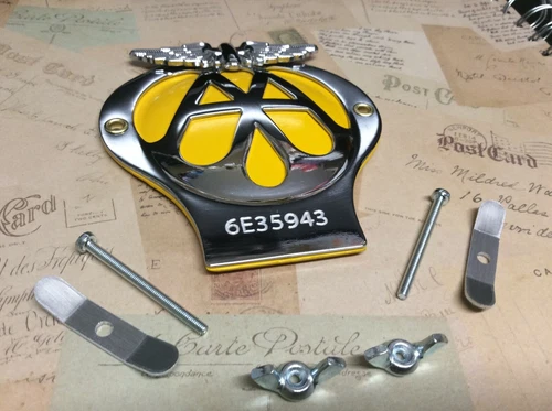 CLASSIC AA CAR BADGE SERIAL NUMBER 6E35943 IN GREAT CONDITION AS PER PHOTO